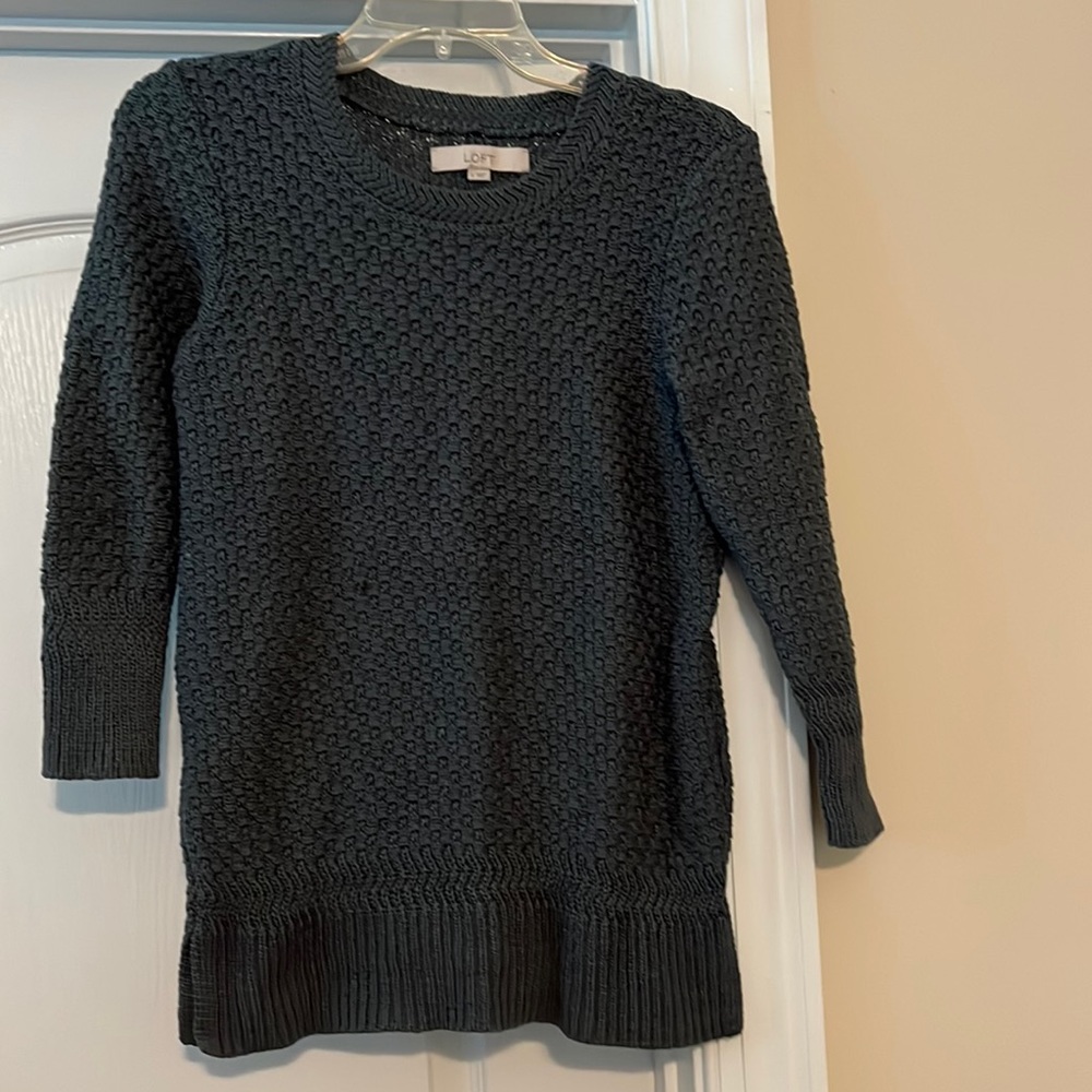 Loft 3/4 sleeve sweater